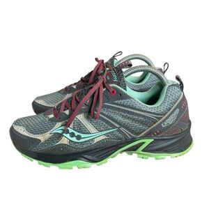 Saucony S15203-4 Excursion TR8 Running Gray/Mint Athletic Shoes Women’s Sz 9